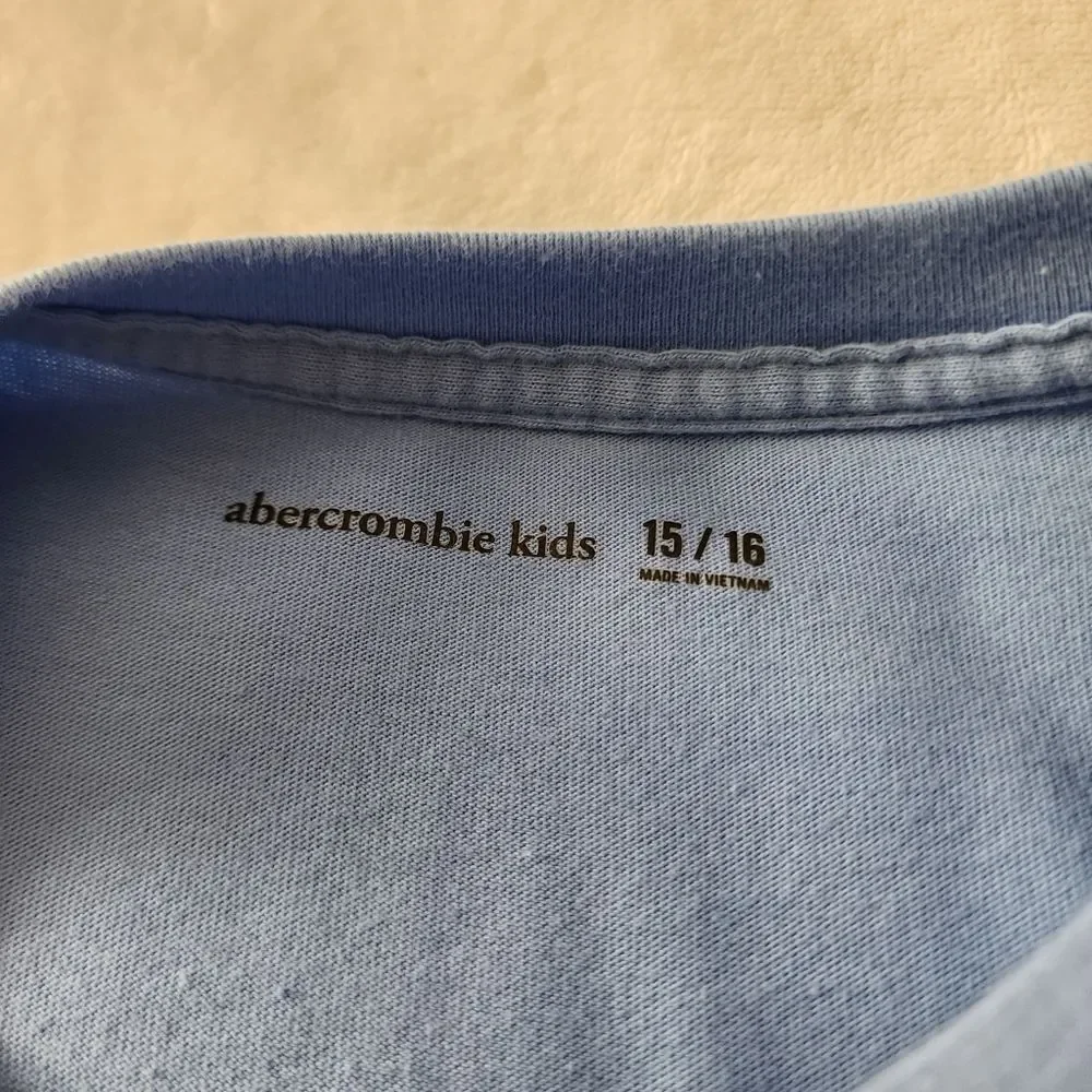 Abercrombie Kids Rolling Stones Graphic Tshirt Size 15/16